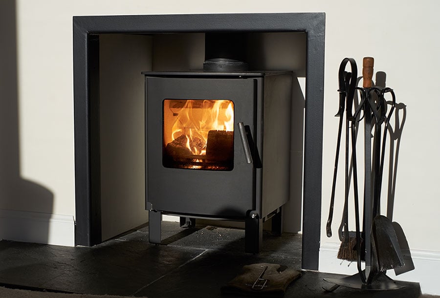 Coal and wet wood ban UK – Will woodburners be banned?